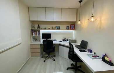 Imagem: O apartamento possui 2 Dormitórios, 1 Banheiro, 1 Vaga na garagem