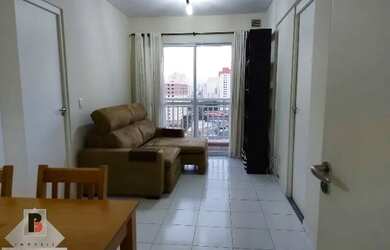 Imagem: O apartamento possui 2 Dormitórios, 1 Banheiro, 1 Vaga na garagem