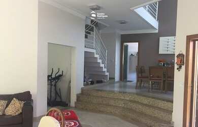 Imagem 6: Casa de Condomínio com 3 suítes à Venda no Arujá Country Club, 300...