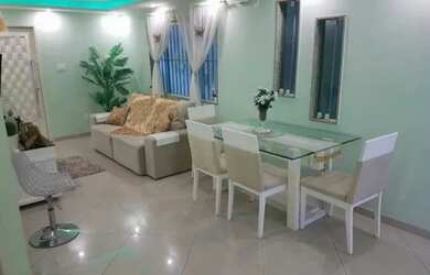 Imagem: A casa possui 3 Dormitórios, 1 Banheiro, 1 Vaga na garagem