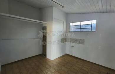 Imagem: A casa possui 3 Dormitórios, 4 Banheiros, 4 Vagas na garagem