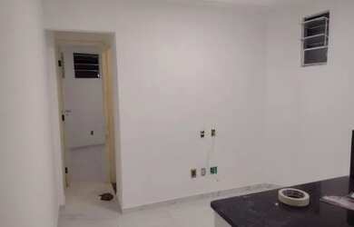 Imagem: A kitnet possui 1 Dormitório, 1 Banheiro, 30m² de Área e