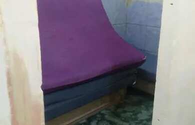 Imagem: A casa possui 2 Dormitórios, 1 Banheiro e está localizado