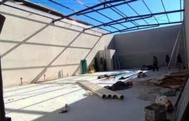 Imagem 7: Galpão para aluguel possui 300 metros quadrados em Senhora das Graças...