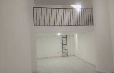 Imagem: O depósito possui 50m² de Área e está localizado em Santa