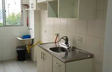 Imagem: O apartamento possui 3 Dormitórios, 1 Banheiro, 1 Vaga na garagem