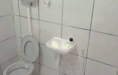 Imagem 9: Alugo casa. Varanda, 1 Vaga na garageme1 Dormitório