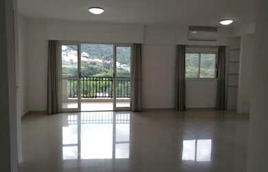 Imagem: O apartamento possui 3 Dormitórios, 4 Banheiros, 2 Vagas na