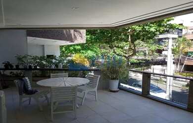 Imagem: O apartamento possui 2 Dormitórios, 3 Banheiros, 1 Vaga na