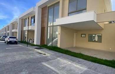 Imagem: A casa em condomínio possui 4 Dormitórios, 4 Banheiros, 2