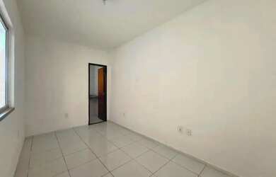 Imagem 10: Venda de Casa Enorme no Ancuri com 3 Quantos 3 Garagem - Mais informações