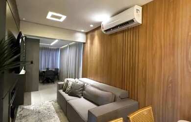 Imagem: O apartamento possui 3 Dormitórios, 1 Banheiro, 1 Vaga na garagem