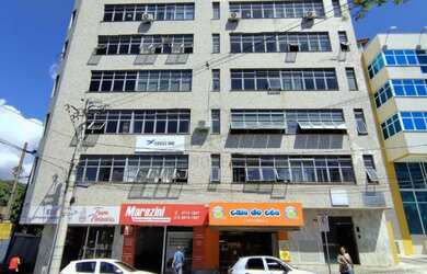 Imagem: O apartamento possui 3 Dormitórios, 3 Banheiros, 2 Vagas na