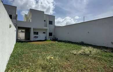 Imagem: A casa em condomínio possui 4 Dormitórios, 5 Banheiros, 5