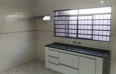 Imagem 5: CASA PARA LOCAÇÃO EM IRACEMÁPOLIS - 125 m²