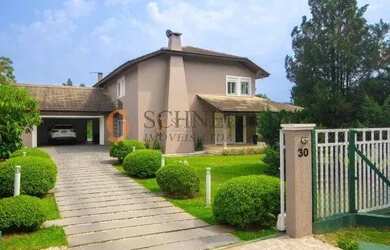 Imagem: A casa em condomínio possui 3 Dormitórios, 2 Banheiros, 2