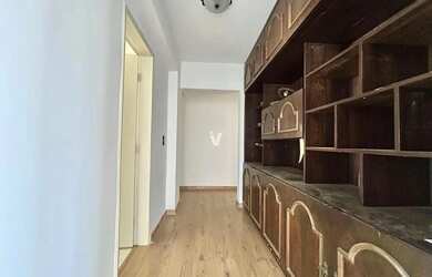 Imagem 13: Apartamento à venda, 4 dormitórios e 2 vagas, localizado na Avenida...