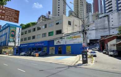 Imagem 3: Loja com pé direito alto na Vasco da Gama!