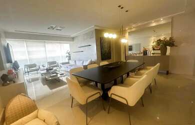 Imagem: O apartamento possui 3 Dormitórios, 4 Banheiros, 3 Vagas na