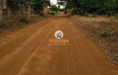 Imagem: O terreno possui 1.325m² de Área e está localizado em Loteamento