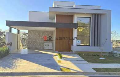 Imagem: A casa em condomínio possui 3 Dormitórios, 1 Banheiro, 4 Vagas