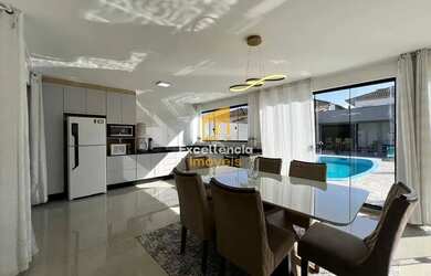 Imagem 10: Casa com piscina financie