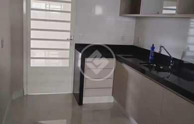 Imagem 4: aCasa toda no porcelanato, Parque Ateneu, próximo aos condomínios. R$590.000,00