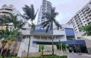 Imagem: O apartamento possui 3 Dormitórios, 5 Banheiros, 3 Vagas na