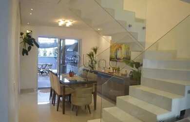 Imagem: A casa em condomínio possui 3 Dormitórios, 2 Banheiros, 4