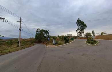 Imagem 13: Lotes Urbanos, Próximo ao Bonsucesso, Possuí Água , Luz, Parte Alta...