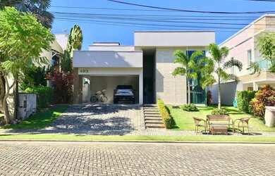 Imagem: A casa em condomínio possui 3 Dormitórios, 4 Banheiros, 3