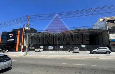 Imagem: O depósito possui 5 Vagas na garagem, 800m² de Área e está