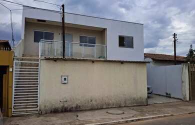 Imagem: A casa em condomínio possui 5 Dormitórios, 4 Banheiros, 2