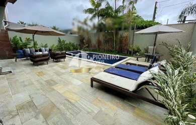 Imagem: A casa em condomínio à venda possui 4 Dormitórios, 3 Banheiros