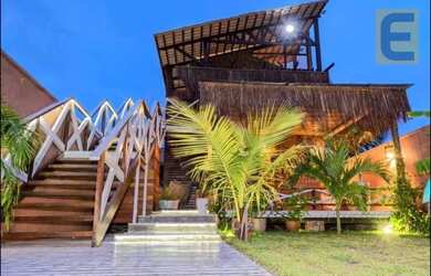 Imagem: A casa possui 2 Dormitórios, 2 Banheiros, 5 Vagas na garagem