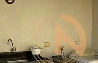 Imagem: A casa possui 3 Dormitórios, 4 Banheiros, 2 Vagas na garagem