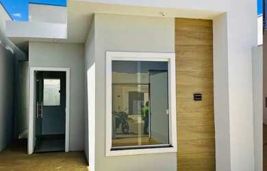 Imagem: A casa possui 2 Dormitórios, 1 Banheiro e está localizado