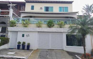 Imagem: A casa em condomínio possui 4 Dormitórios, 5 Banheiros, 5