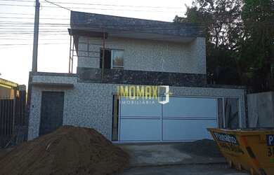 Imagem: A casa possui 2 Dormitórios, 1 Banheiro, 1 Vaga na garagem