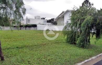 Imagem: O terreno à venda possui 693m² de Área e está localizado