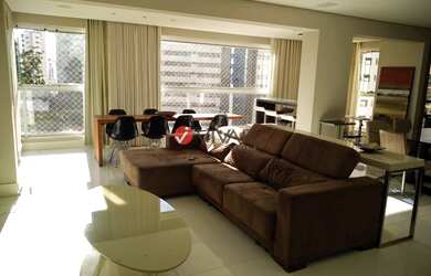 Imagem: O apartamento possui 3 Dormitórios, 4 Banheiros, 4 Vagas na