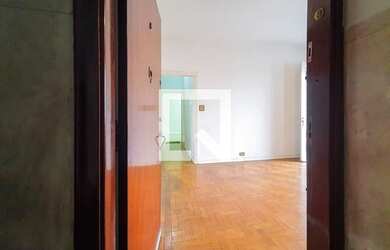 Imagem: O apartamento possui 2 Dormitórios, 1 Banheiro e 80m² de Área