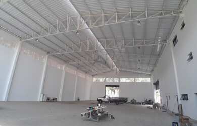 Imagem: O depósito possui 5 Vagas na garagem, 1.760m² de Área, Imóvel