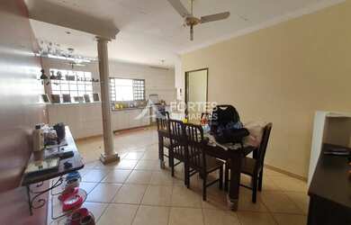 Imagem 7: RIBEIRãO PRETO - Casa Padrão - Presidente Médici