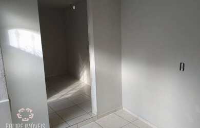 Imagem 6: Casa com 1 dormitório para alugar, 40 m² por R$ 600/mês - Jardim Ana...