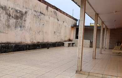 Imagem 4: Casas lote inteiro em Mongaguá 2 dormitórios