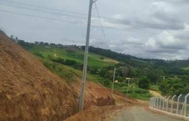 Imagem 15: quot TERRENOS PLAINO EM ATIBAIA , A 100m DO ASFALTO quot