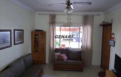 Imagem: A casa em condomínio possui 3 Dormitórios, 3 Banheiros, 3