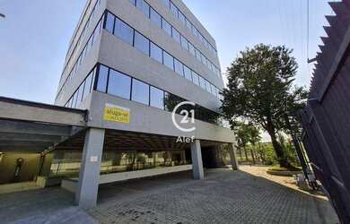 Imagem: O depósito possui 1.713m² de Área e está localizado em