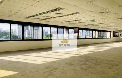 Imagem: O depósito possui 5 Vagas na garagem, 969m² de Área e está